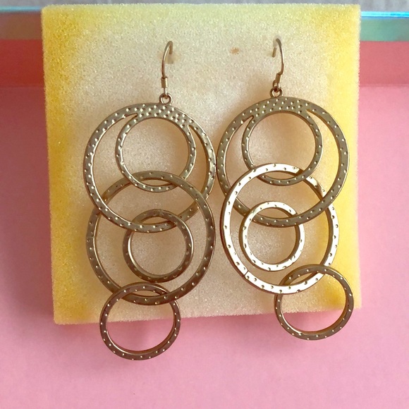 **SOLD** Gold Plated Dangle Earrings - Picture 1 of 3